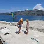I&j Relaxing Апартаменты Рачишче