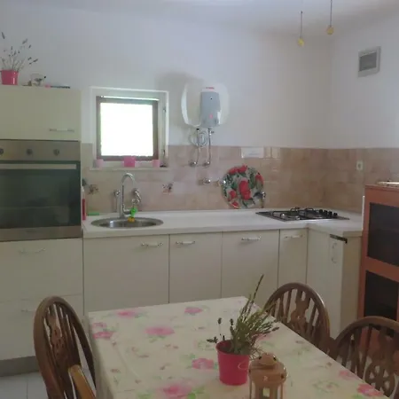 I&j Relaxing * Račišće