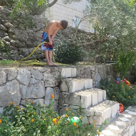 I&j Relaxing 公寓 Račišće