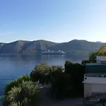 I&j Relaxing Apartman Račišće