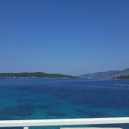 I&j Relaxing Апартаменты