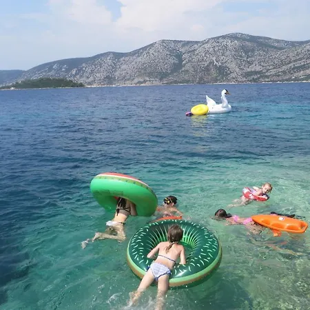 I&j Relaxing Račišće