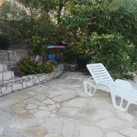 I&j Relaxing